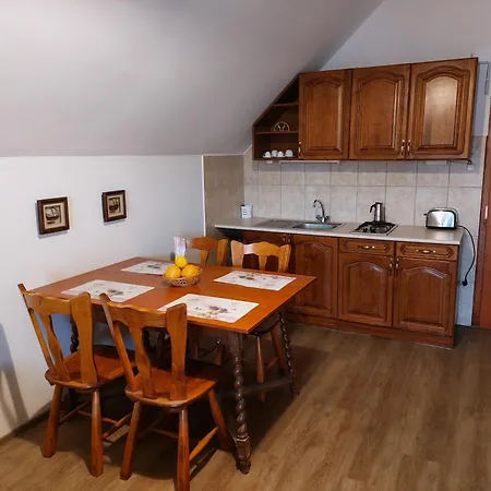 Hanol Apartmanhaz * Балатонлелле