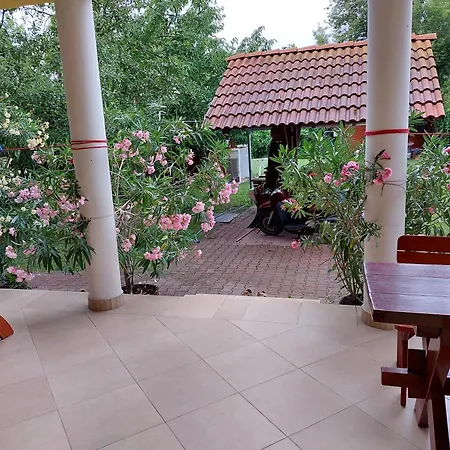 Apartment Hanol Apartmanhaz