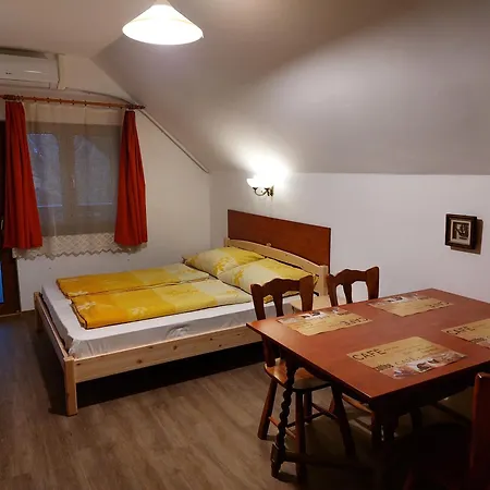 Hanol Apartmanhaz Apartment Balatonlelle