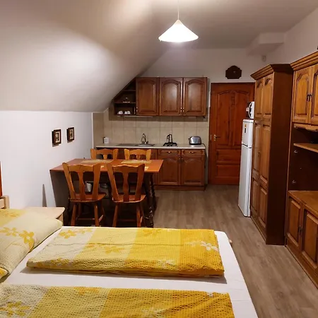 Hanol Apartmanhaz Балатонлелле