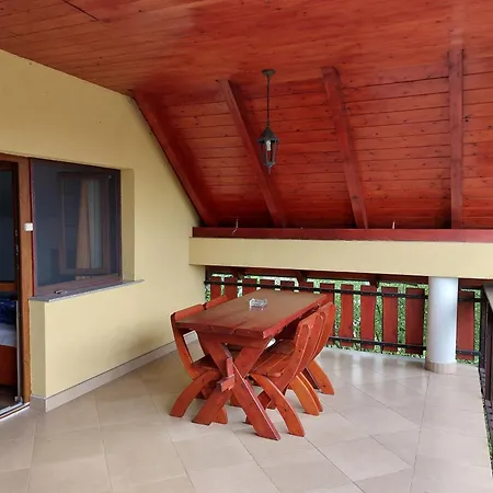 Hanol Apartmanhaz Apartament *