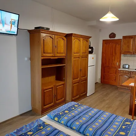 Hanol Apartmanhaz Apartment *