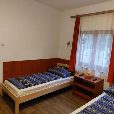 Hanol Apartmanhaz Apartment Balatonlelle