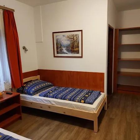 Hanol Apartmanhaz Apartament Balatonlelle