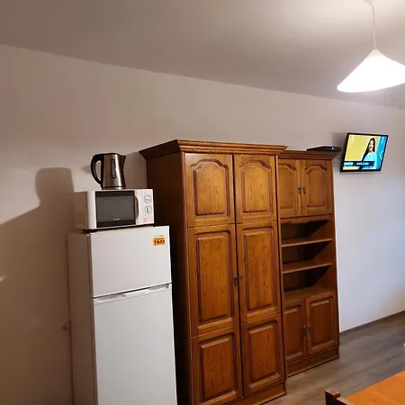 Hanol Apartmanhaz * Balatonlelle