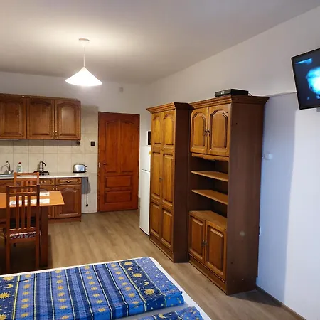 Hanol Apartmanhaz *
