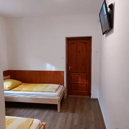 Hanol Apartmanhaz Apartment