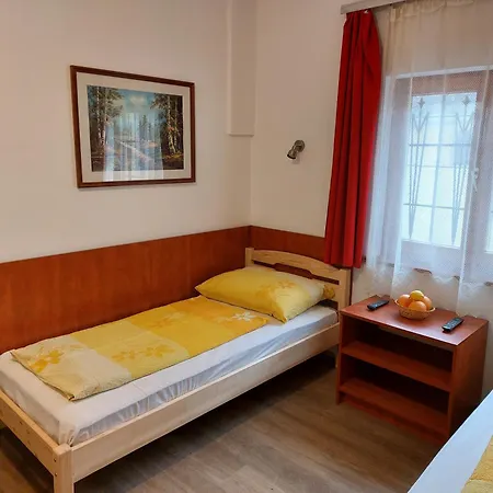Hanol Apartmanhaz Apartment Balatonlelle