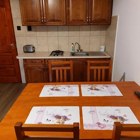 Hanol Apartmanhaz 발라톤엘