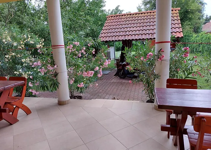 Apartament Hanol Apartmanhaz