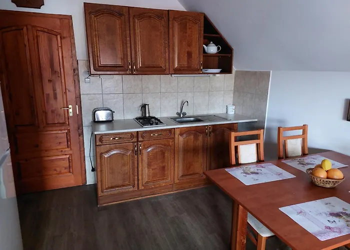 Hanol Apartmanhaz * Balatonlelle