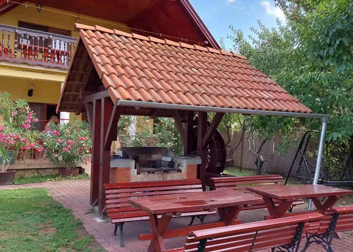 Hanol Apartmanhaz Apartament