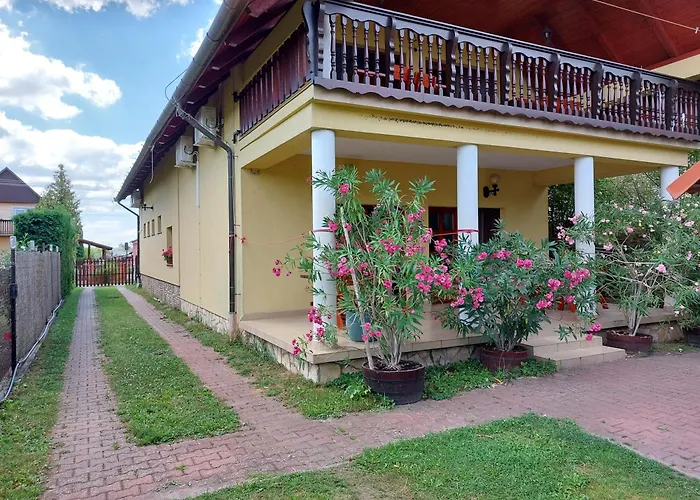 Hanol Apartmanhaz Apartament